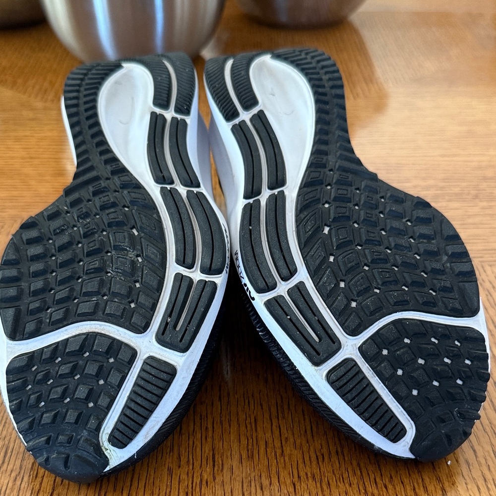 Women’s NIKE PEGASUS 37 size 9 Running Shoes - Picture 15 of 15